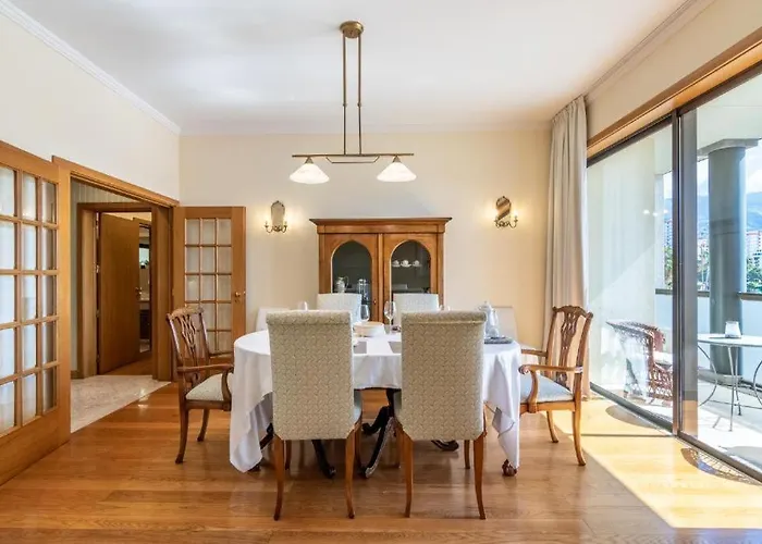 106 Funchal (Madeira)